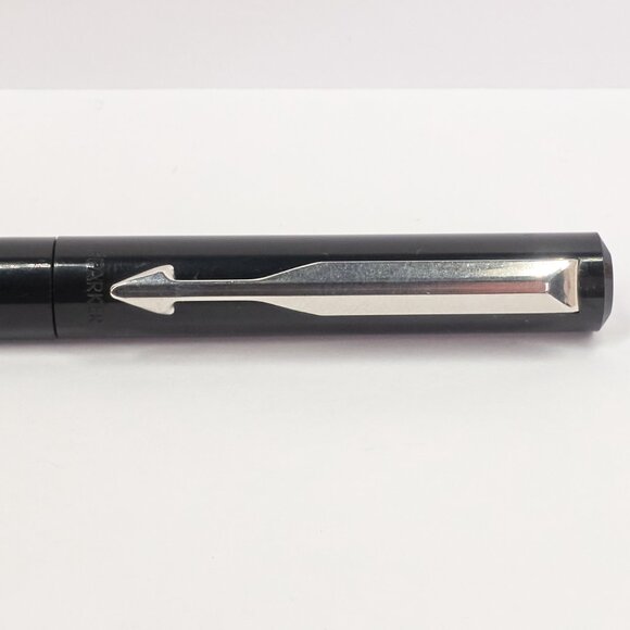 Parker Vector Fountain Pen / Red Barrel / Made in USA / Fine Nib - Picture 6 of 14